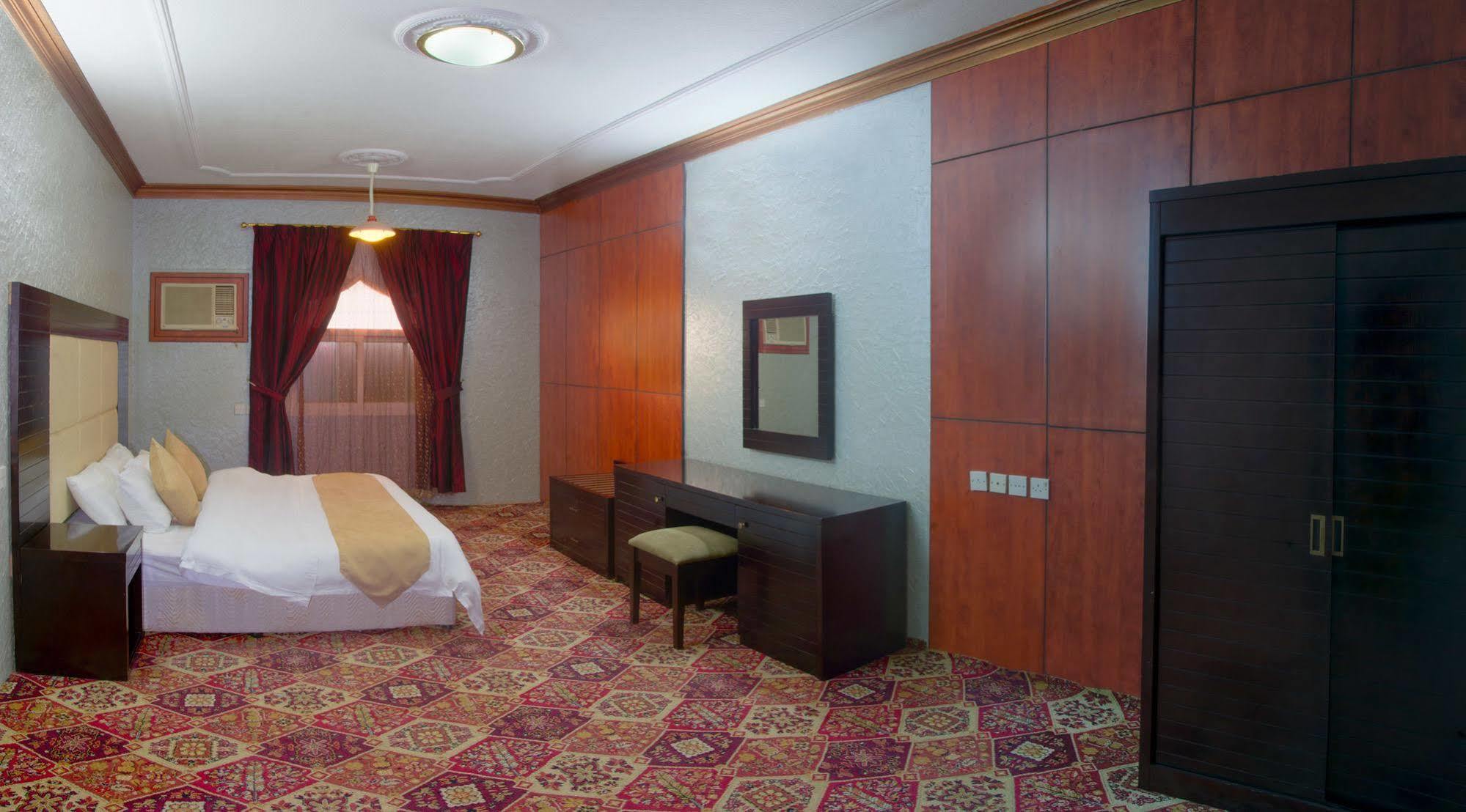 Al Farhan Hotel Suites Al Aqiq Riyadh Exterior photo